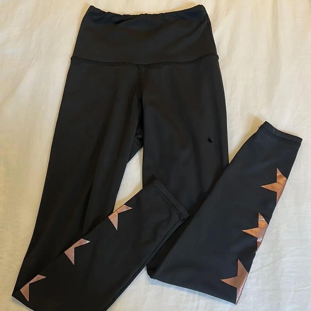 High-Rise Black Leggings with Metallic Rose Gold Star Trim